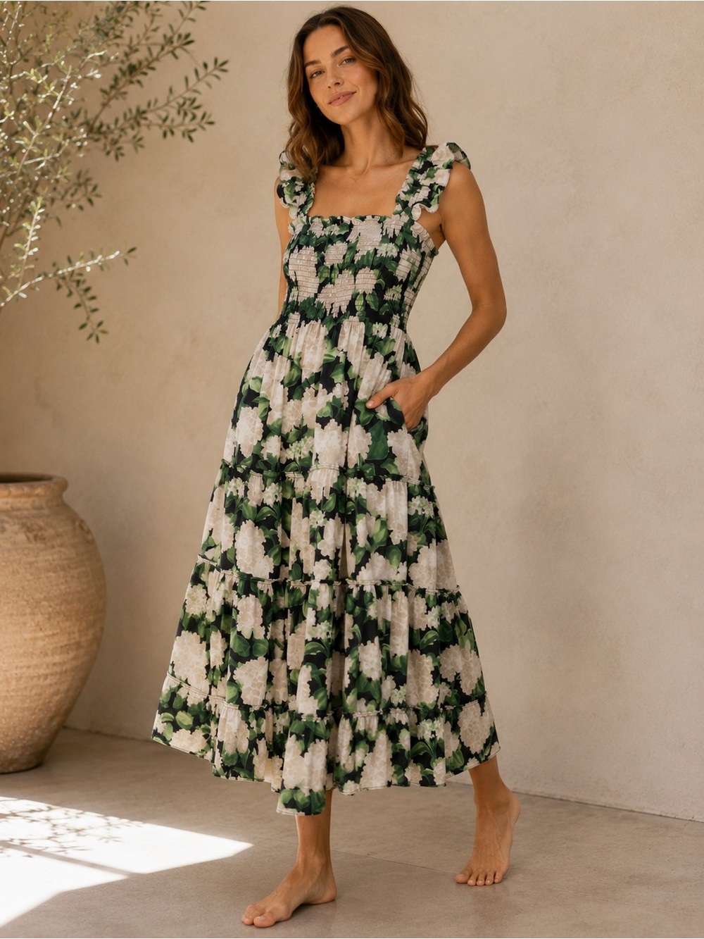 Hill House The Ellie Nap Dress in Hydrangea Floral Smocked Midi Pockets Sm - Picture 2 of 11